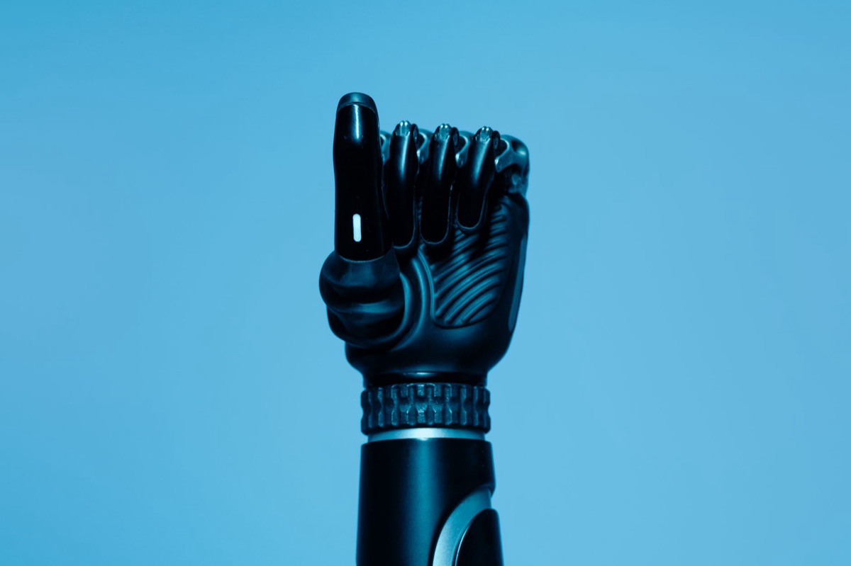 Main cybernétique technologique avancée